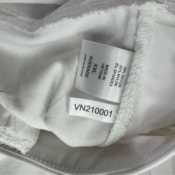 3For$20 New York Company White Cuffed Pull-Up Jeans Size: XXL - Picture 5 of 6